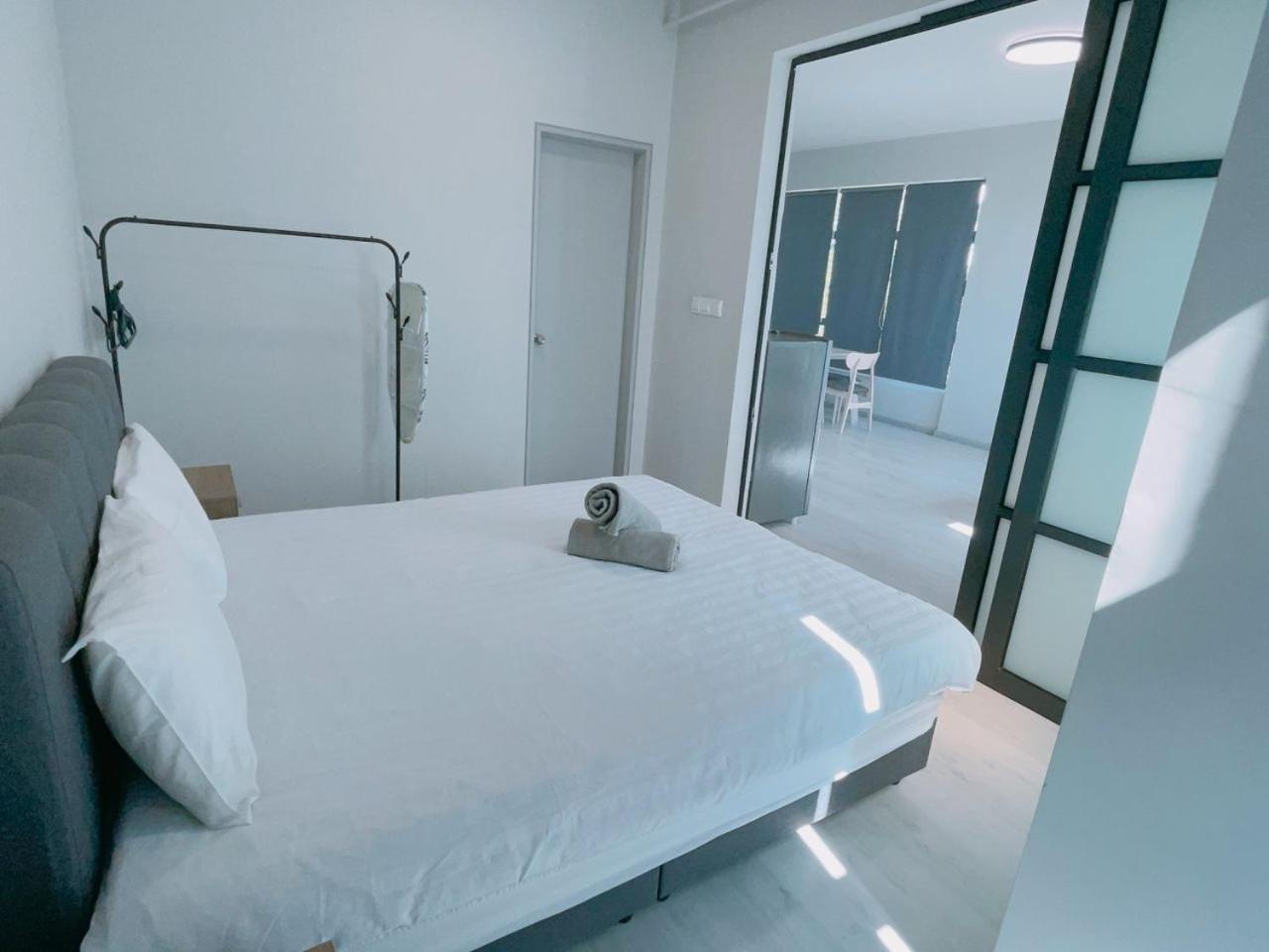 Apartamento Sunset View Jesselton Quay Near Jesselton Point Near Suria Sabah Near Gaya Street Kota Kinabalu Exterior foto